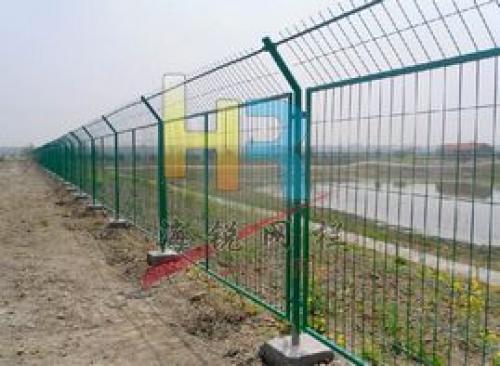 公路護欄網(wǎng)